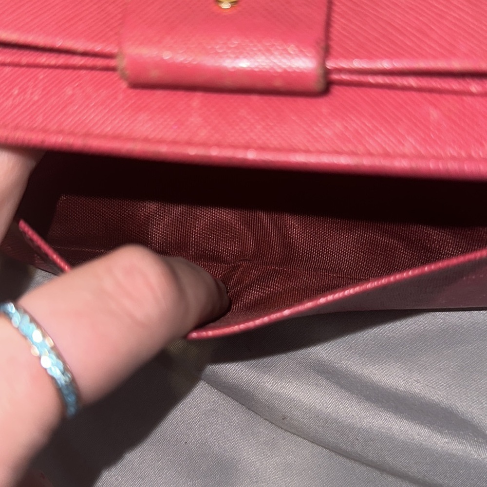 Prada saffiano leather pink bow tie wallet holds 14 slots nice space good π - Picture 9 of 17